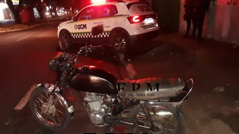 Jovem sem habilitação é detido pela GCM com motocicleta completamente adulterada