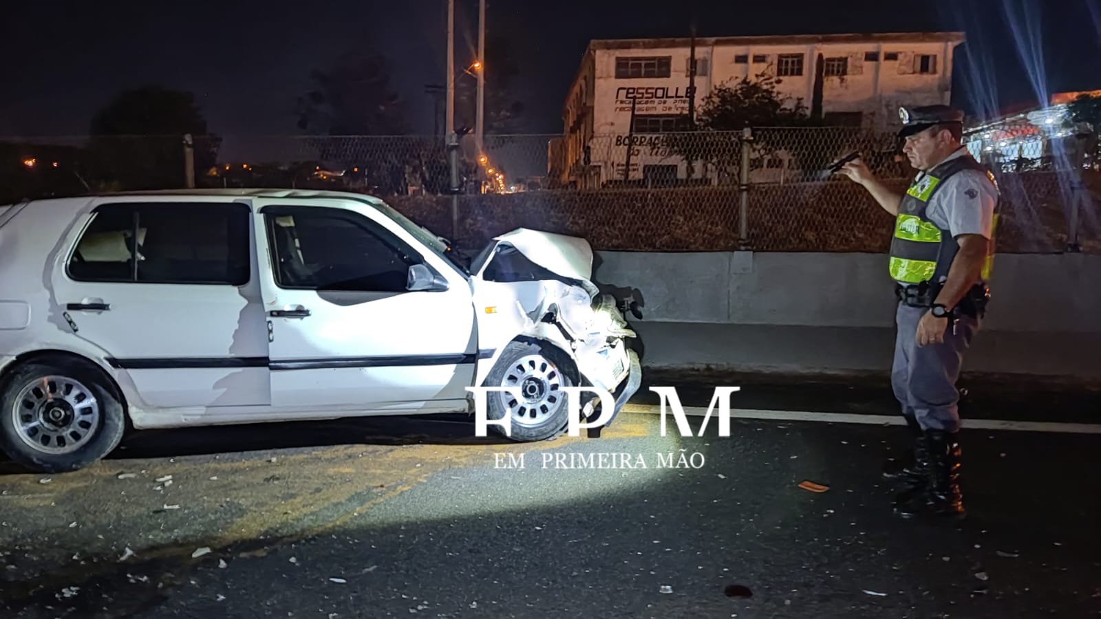 Quatro pessoas ficaram feridas em um grave acidente na Cândido Portinari em Franca