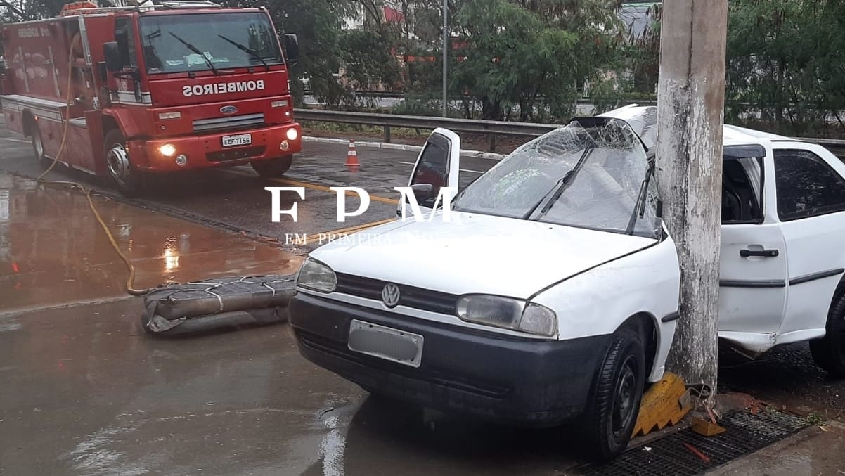 Motorista sai praticamente ilesa após um grave acidente em avenida de Franca 