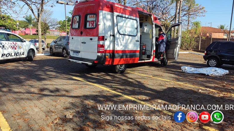 Homem é encontrado morto em estacionamento em Franca