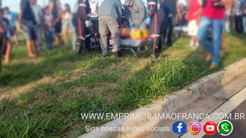 Motociclista sofre queda de moto e é socorrido em estado grave em Franca