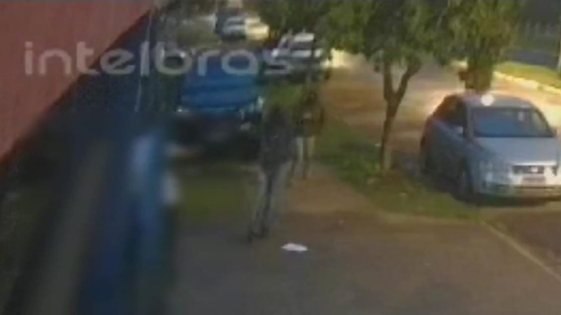 Bandidos armados rendem empresário e roubam caminhonete no Distrito Industrial em Franca