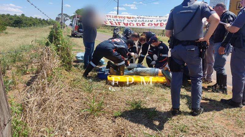 Motociclista sofre ferimento grave após ser atingido por veículo em rodovia de Franca