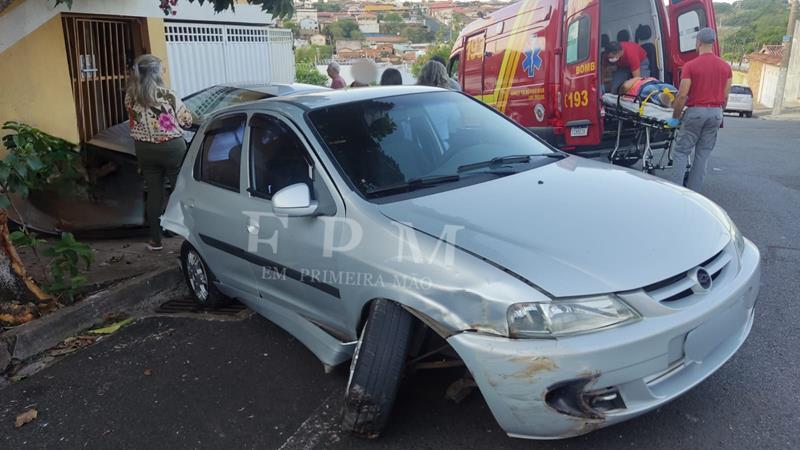 Motorista avança sinal de pare e causa acidente no bairro São Joaquim em Franca