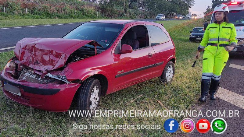 Motorista freia bruscamente em rodovia e causa acidente envolvendo vários veículos