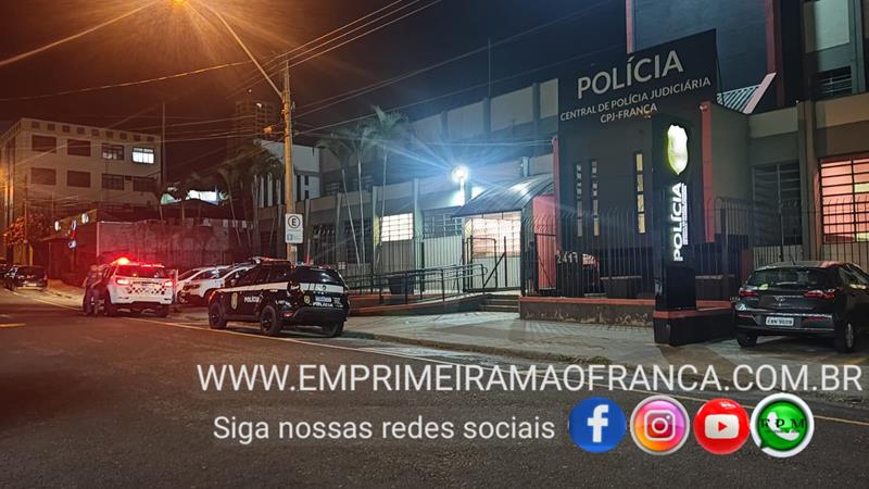 Ladrões invadem residência e trancam casal em quarto durante roubo em Franca