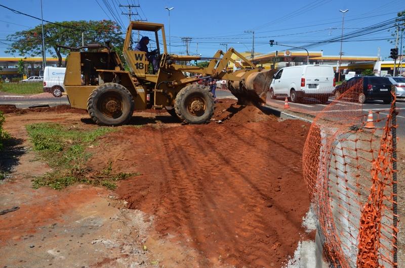 Obras na rotatória do São Joaquim em Franca estão em andamento