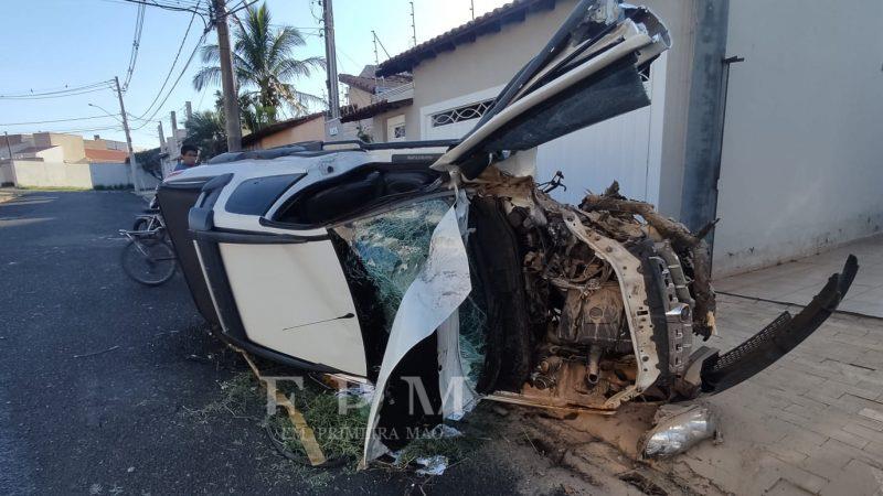 Motorista sai praticamente ileso após sofrer um grave acidente em Franca 