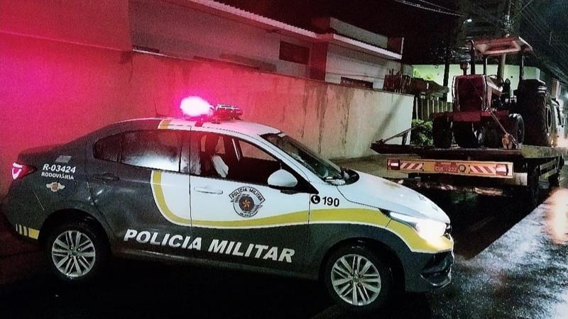 Trator furtado em Ipuã é recuperado pela Polícia Militar Rodoviária em Ituverava 