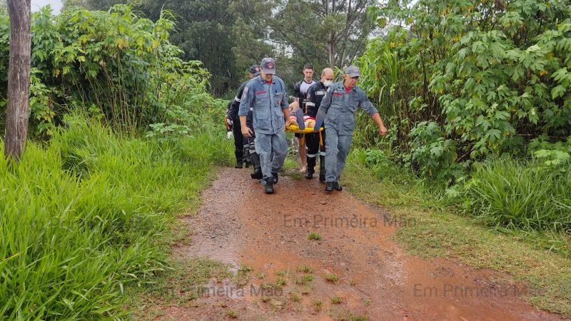 Homem é resgatado após queda em ponte no Jardim Dermínio, em Franca