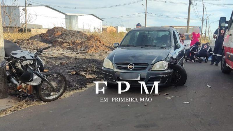 Colisão frontal entre carro e moto deixa jovem com ferimento grave em Franca