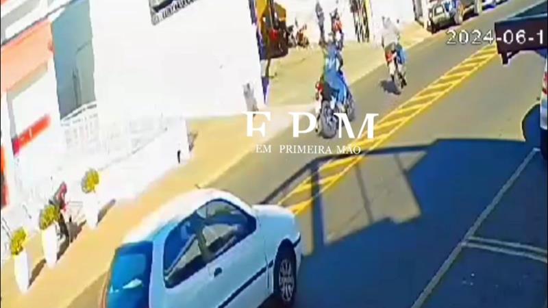 Motociclista sofre fratura exposta após acidente em avenida de Franca