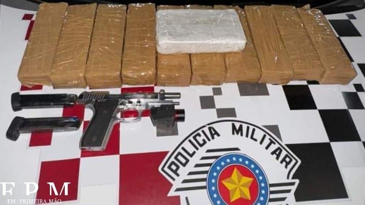 Criminoso é preso pela Polícia Militar com tijolos de maconha e arma de fogo em Jeriquara