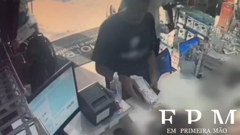Ladrão “mão lisa” furta celular em loja de produtos hospitalares em Franca