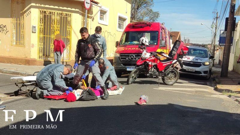 Ciclista avança sinal de pare e causa acidente na área central de Franca