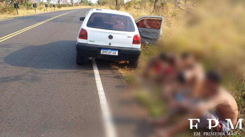 Sistema de vigilância identifica carro furtado e quatro indivíduos vão parar na delegacia