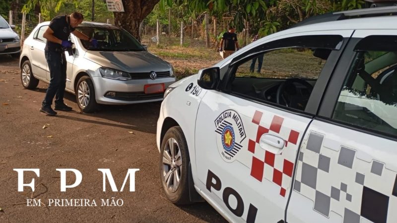 Carro de taxista roubado na Vila Nicácio é encontrado no Parque Dom Pedro I em Franca