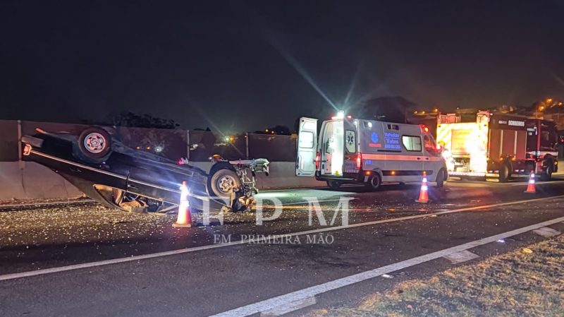 Capotamento na rodovia Cândido Portinari por pouco não termina em tragédia