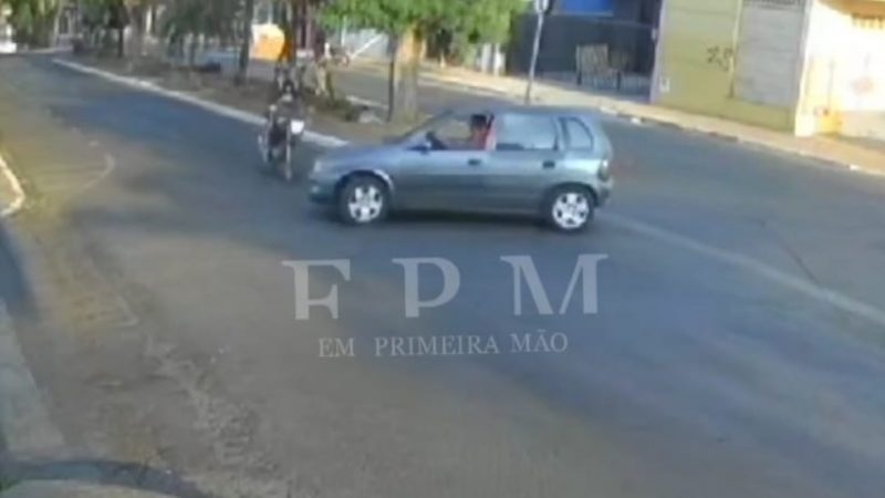 Motociclista fica ferido após ter a frente cortada por veículo em avenida de Franca