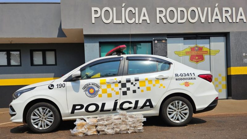 Polícia Rodoviária prende traficante com mais de 50 kg de drogas na região