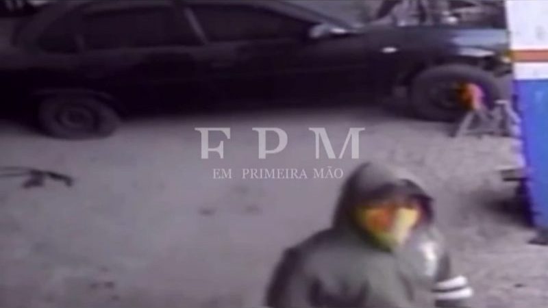 Criminoso é flagrado por câmera de segurança furtando oficina na Vila Rezende em Franca