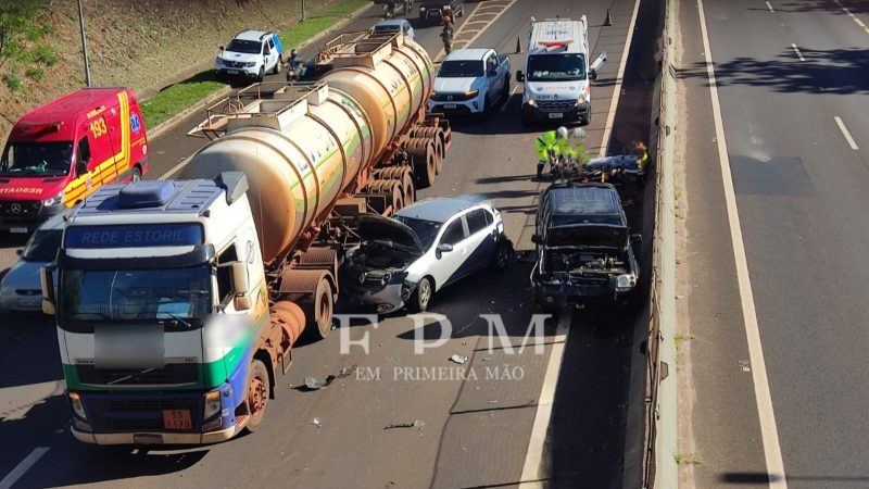 Dois acidentes são registrados no mesmo trecho da rodovia Cândido Portinari, em Franca