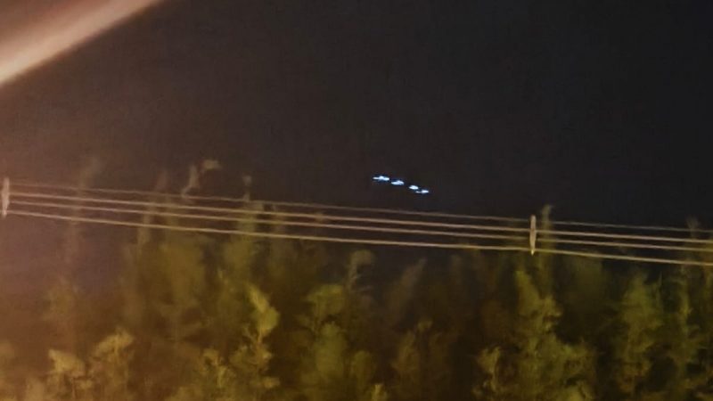 Luzes piscantes no céu chamam a atenção de moradores na zona Sul de Franca