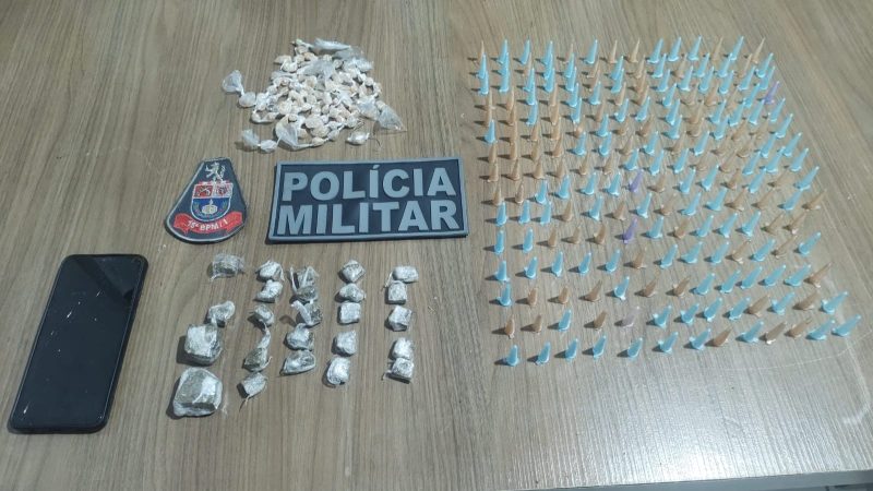 Polícia Militar realiza operação contra o tráfico de drogas no Jardim Aeroporto, em Franca